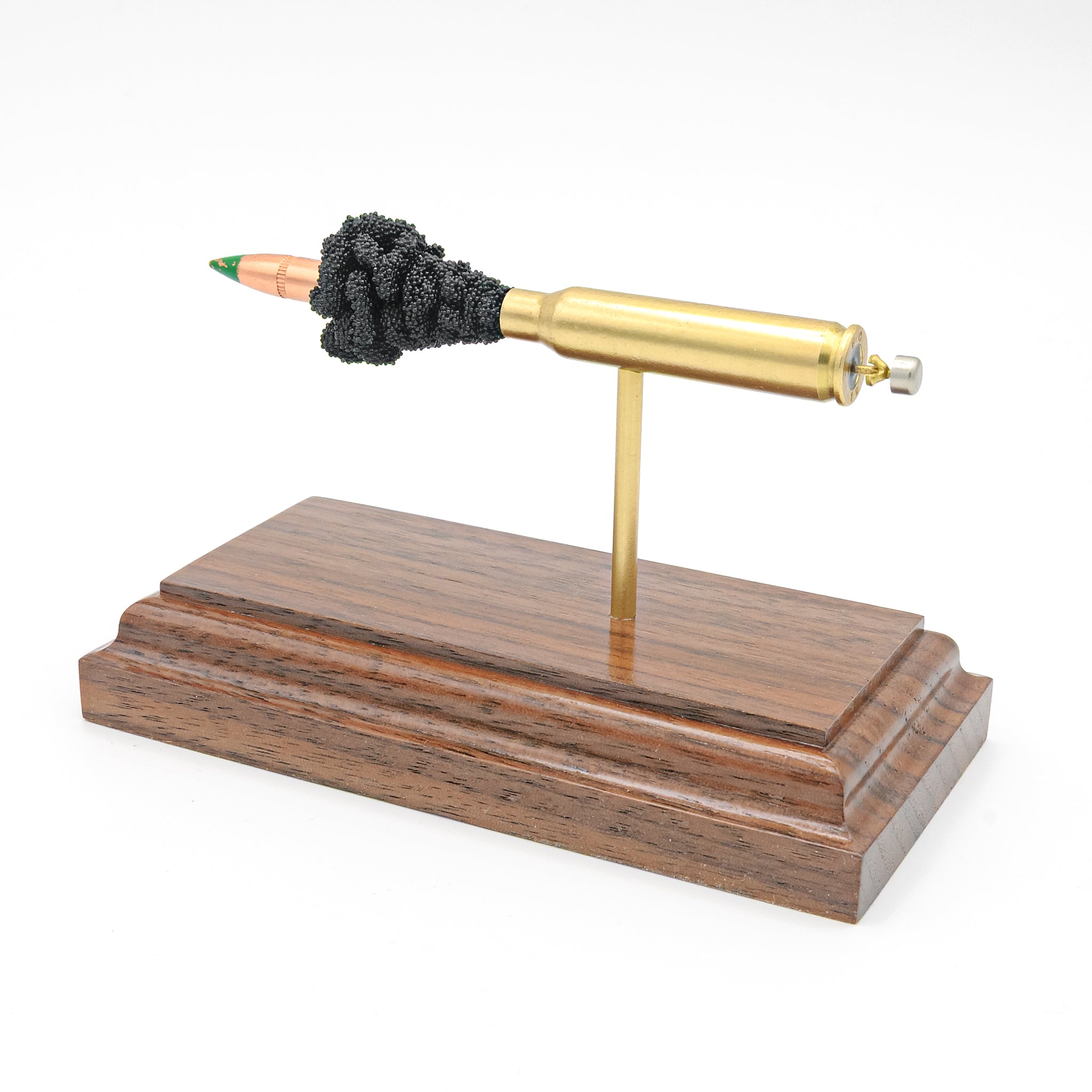 Handmade 5.56x45mm M855 SS109 62gr cartridge display using real inert components