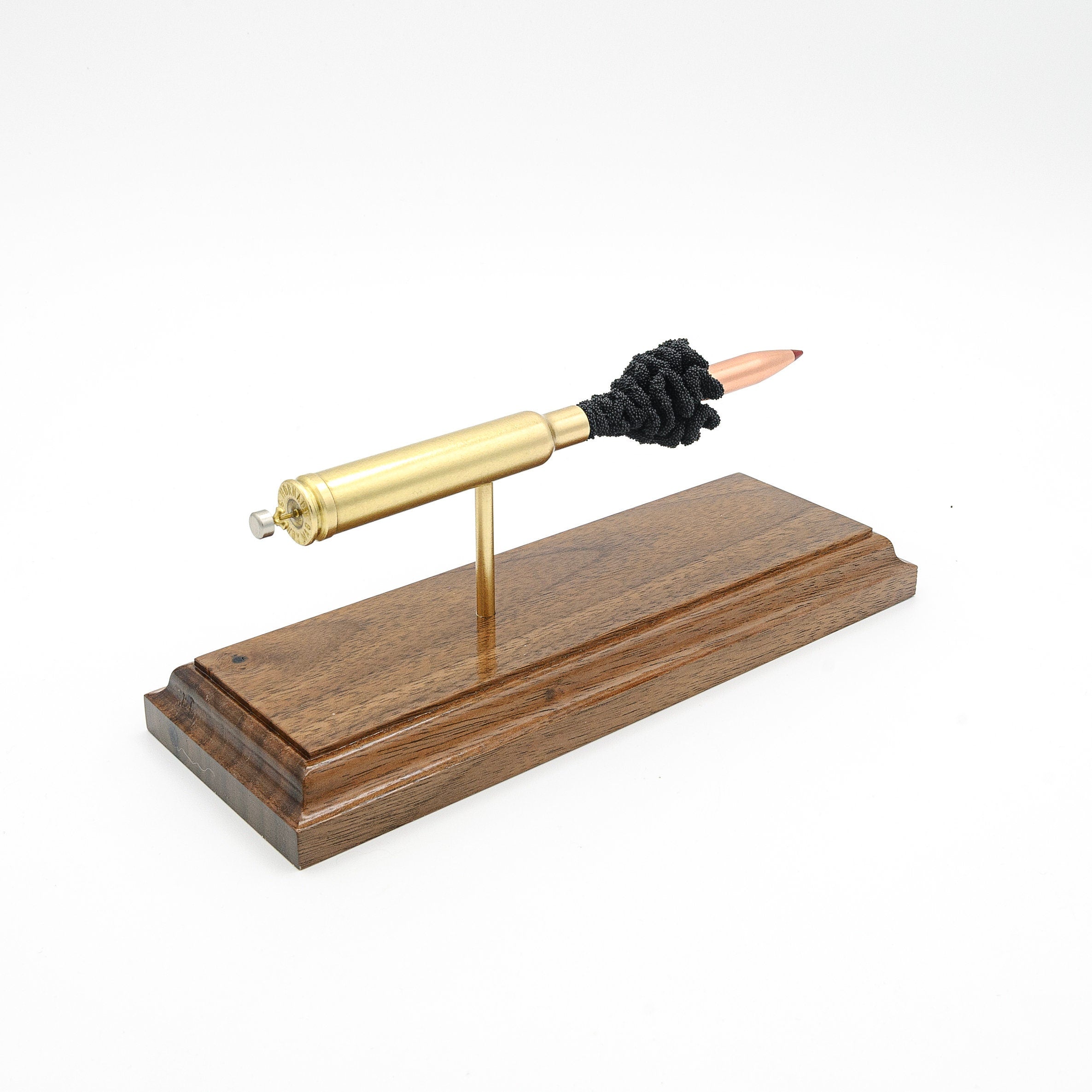 Exploded view of 300 Weatherby Magnum cartridge anatomy